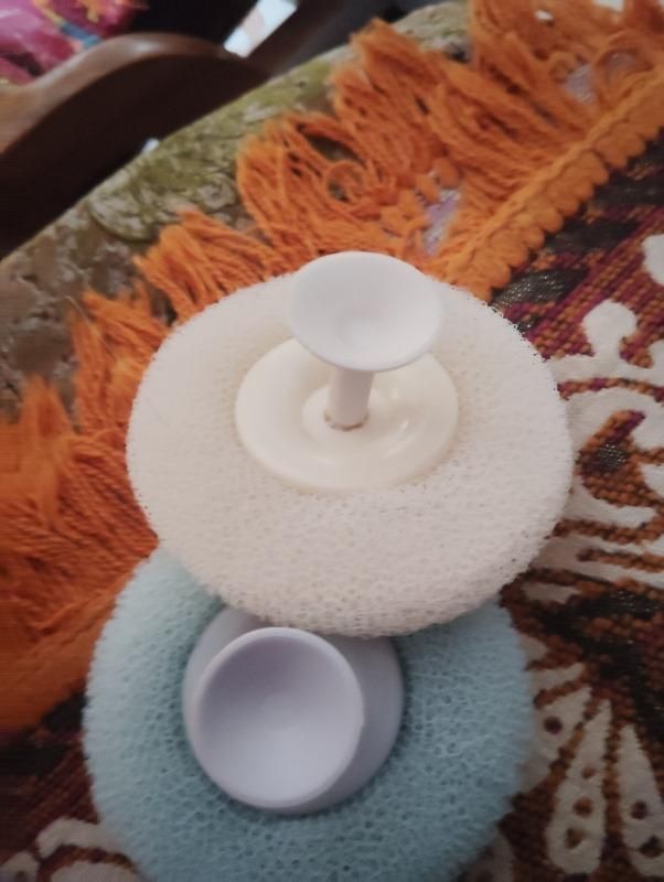 Silicone Bath Scrubber with Suction Hook
