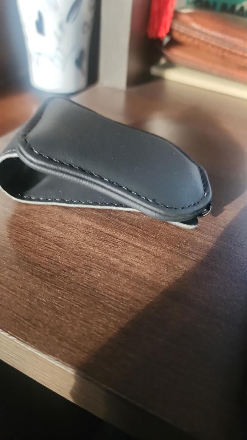 Leather Car Visor Sunglass Holder – PU Leather Clip for Cars