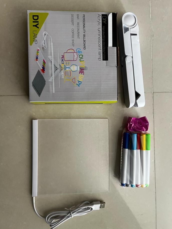 3D LED Light Writing Board with Stand & Markers